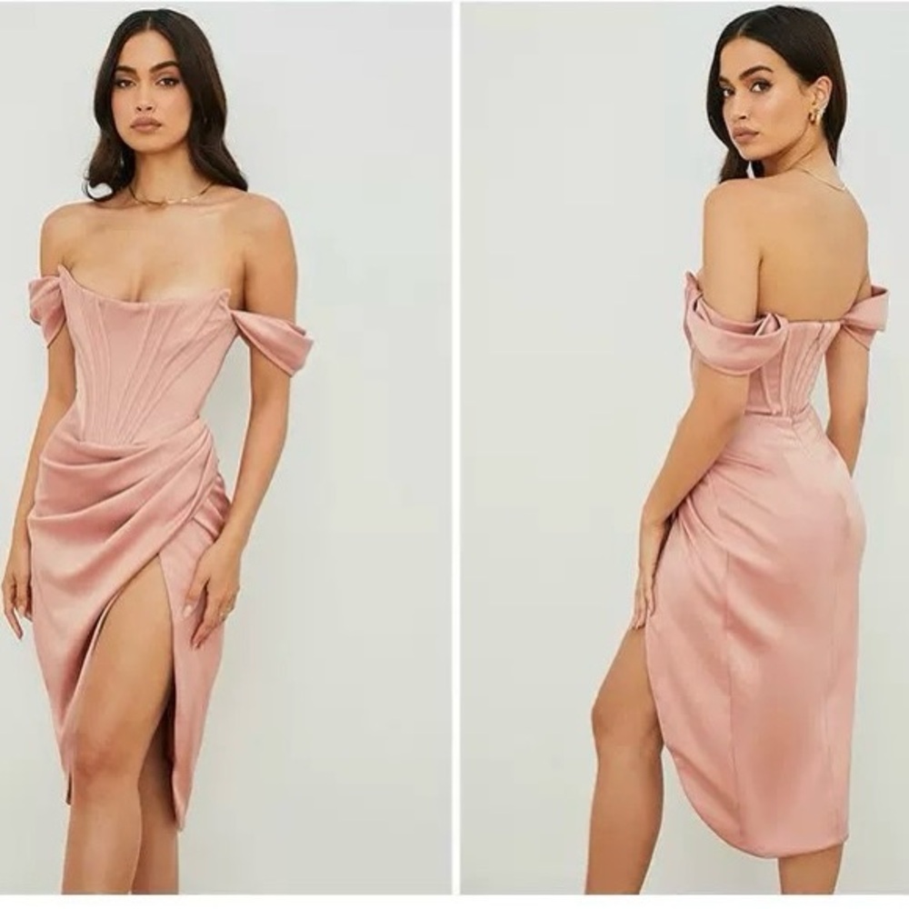 House of CB ‘Loretta’ Blush Pink Satin Off Shoulder Corset Dress Size S